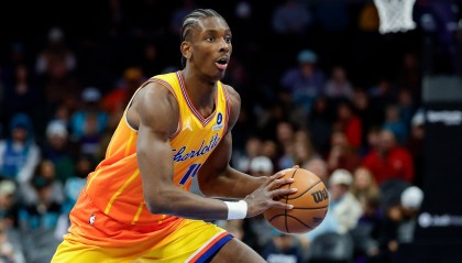 Xingkong Yule-塞克斯顿：迪亚巴特是纯粹竞争者 对他充满信心他的拼劲感染全队