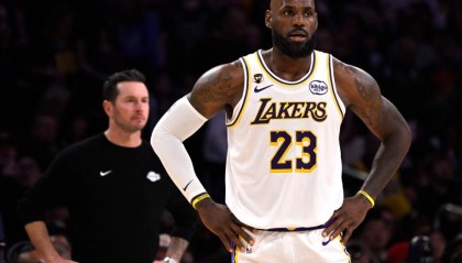 星空体育（中国）官方网站-詹姆斯20分东契奇25分 湖人主场22分惨败凯尔特人